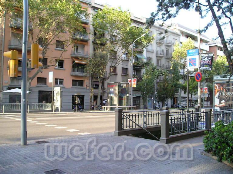 FGC Barcelona Les Tres Torres