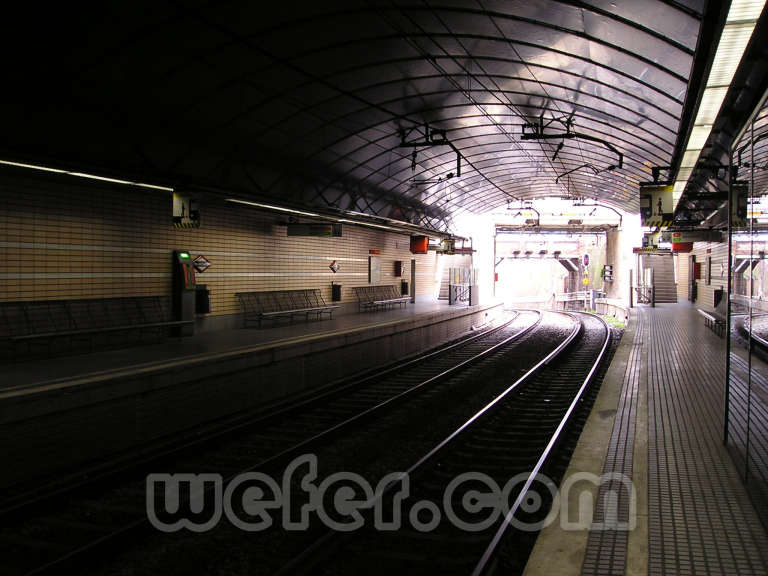 FGC Barcelona Peu del Funicular - Novembre de 2004