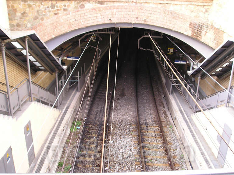 FGC Barcelona Peu del Funicular - Novembre de 2004