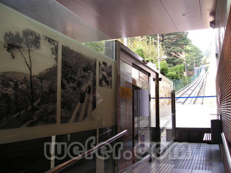 FGC Barcelona Peu del Funicular - Novembre de 2004
