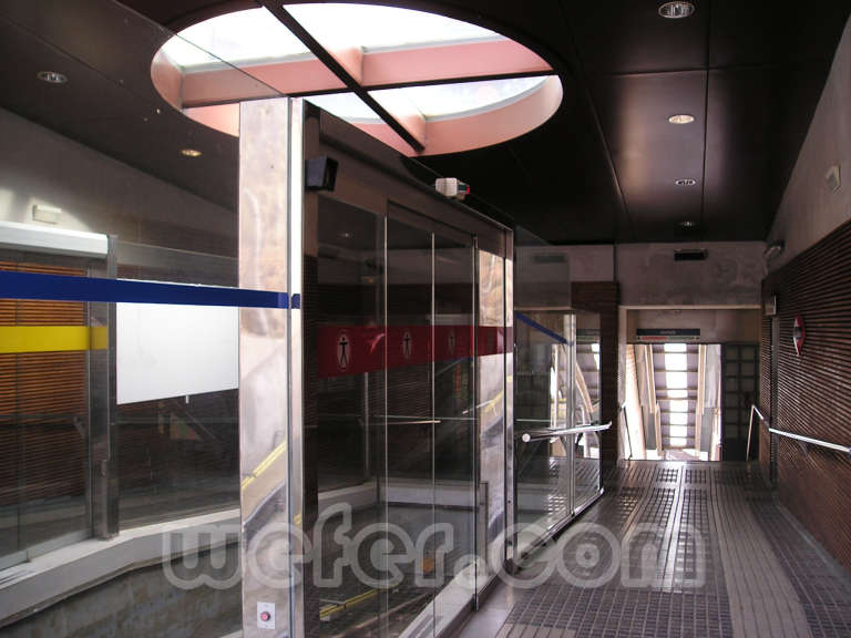 FGC Barcelona Peu del Funicular - Novembre de 2004