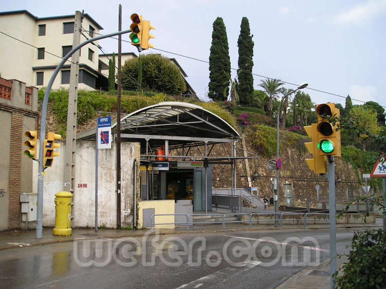 FGC Barcelona Peu del Funicular - Novembre de 2004
