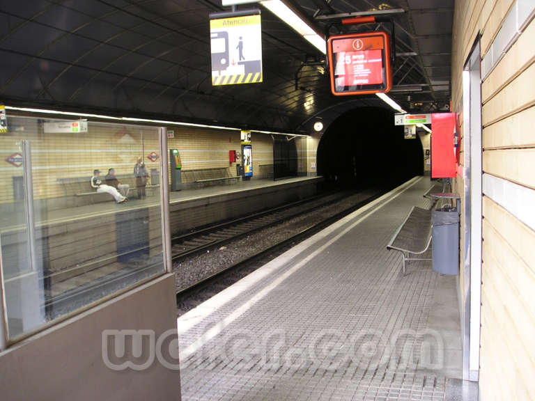 FGC Barcelona Peu del Funicular - Novembre de 2004