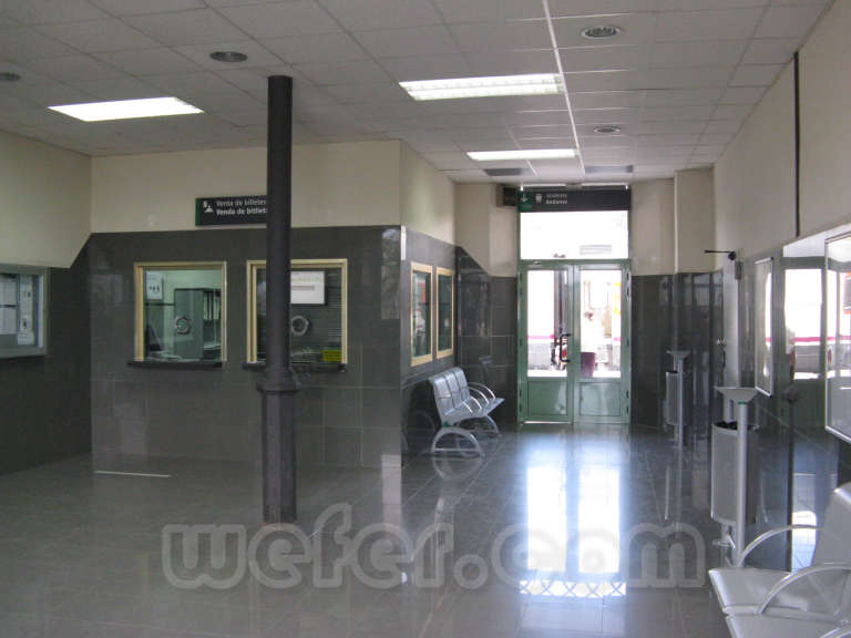 Renfe / ADIF: Móra la Nova - 2010