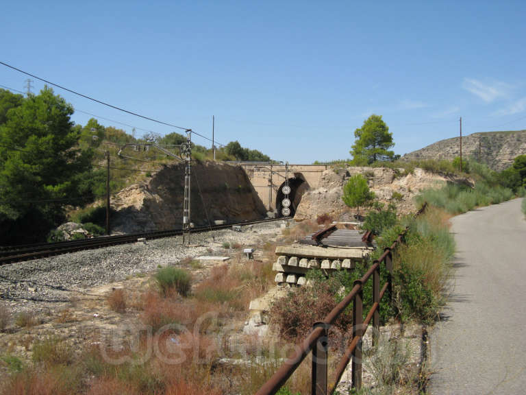 Renfe / ADIF: Faió - La Pobla de Massaluca - 2010