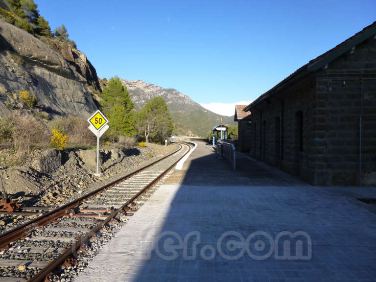 FGC: estación Àger - 2013
