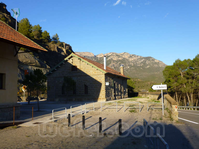 FGC: estación Àger - 2013
