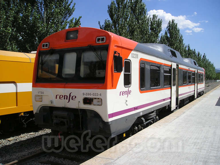 FGC: estación La Pobla de Segur - 2006