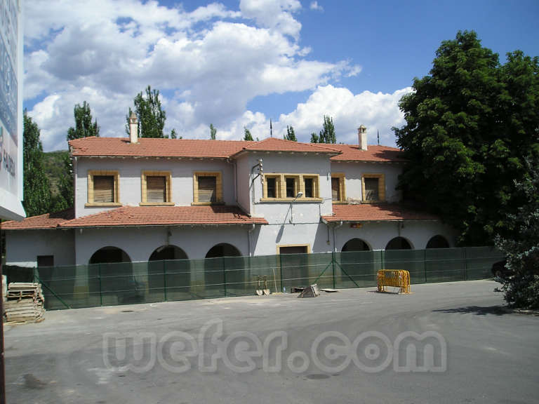 FGC: estación La Pobla de Segur - 2006