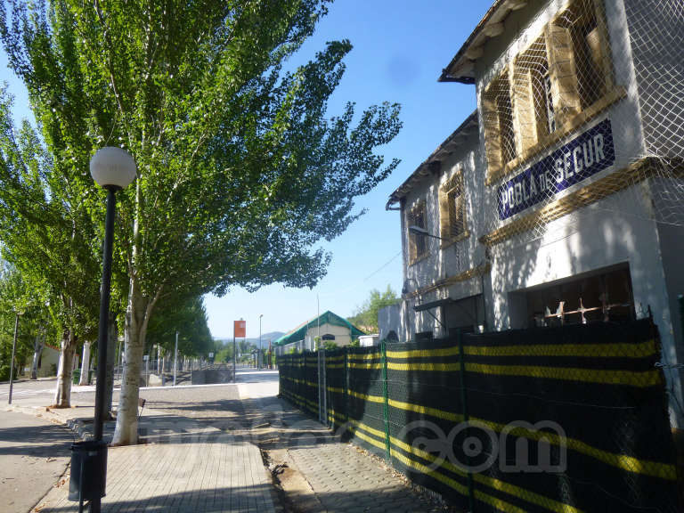 FGC: estación La Pobla de Segur - 2016