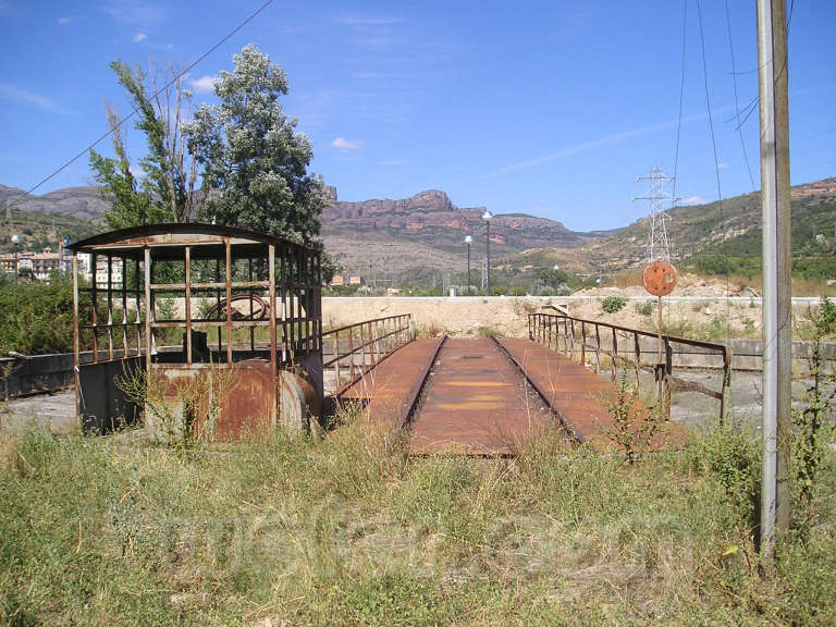 FGC: estación La Pobla de Segur - 2004