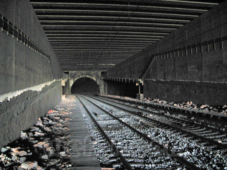 Renfe / ADIF: Baricentro - 2008