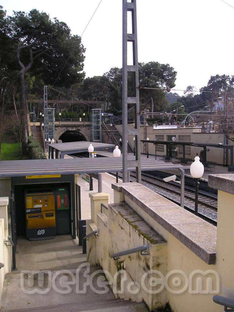 FGC Baixador de Vallvidrera - Febrer 2004