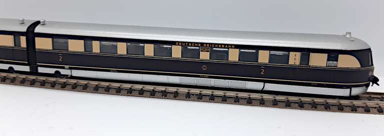 Automotor diésel DRG SVT 137