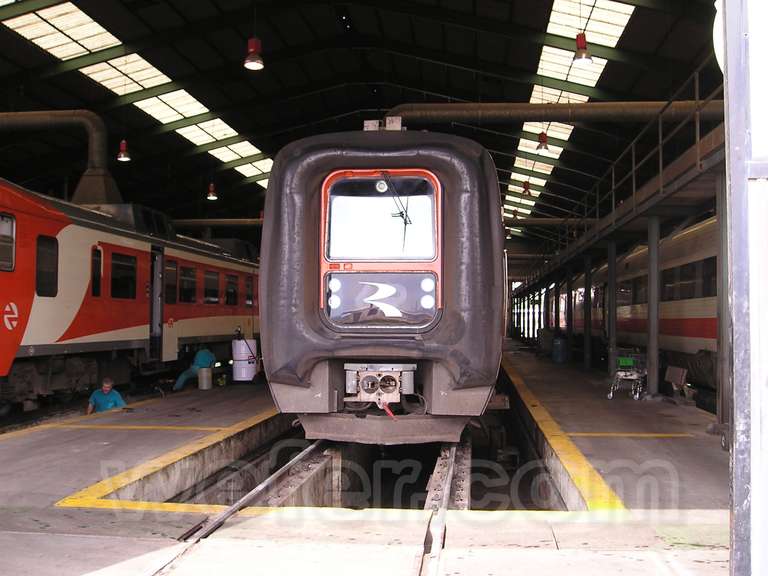 Renfe - ADIF: València - Font de Sant Lluís