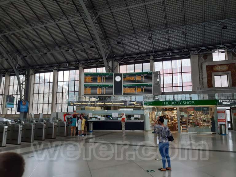 Renfe / ADIF: Bilbao - Abando