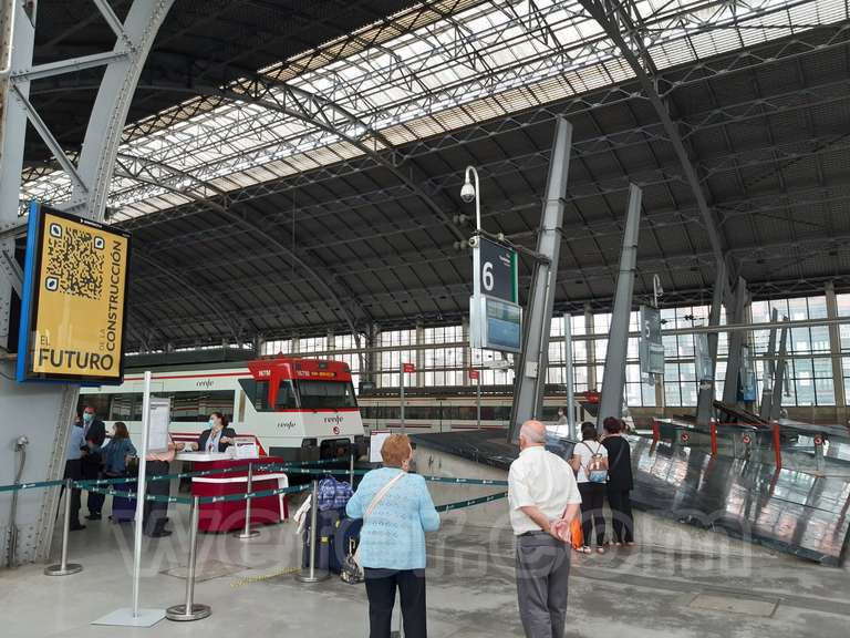 Renfe / ADIF: Bilbao - Abando