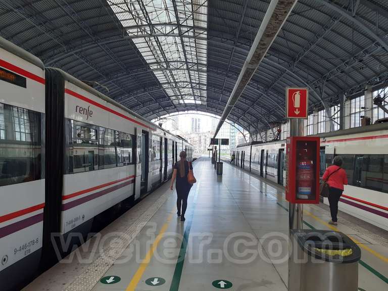 Renfe / ADIF: Bilbao - Abando