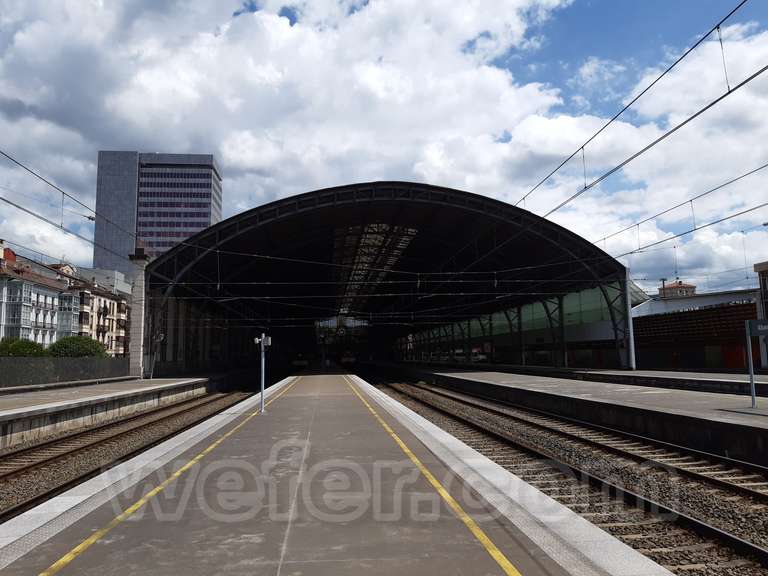 Renfe / ADIF: Bilbao - Abando