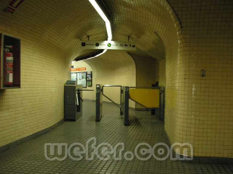 FGC Barcelona Pàdua - Agost 2004