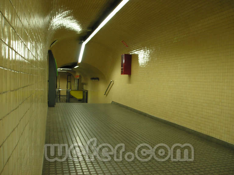 FGC Barcelona Pàdua - Agost 2004