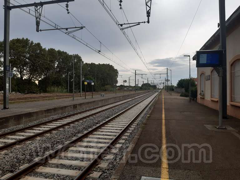 SNCF: gare Elna (Elne)