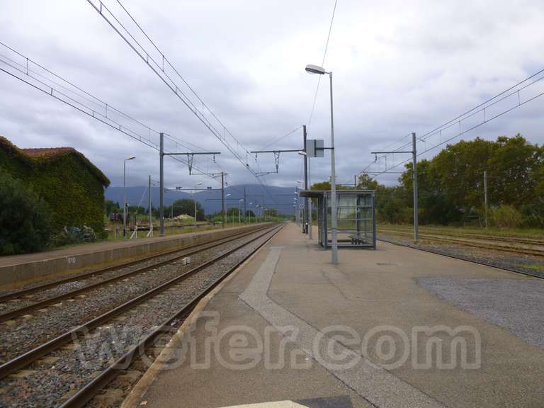 SNCF: gare Elna (Elne)