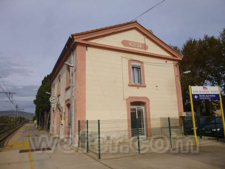 SNCF: gare Salses (Salses-le-Chateau)