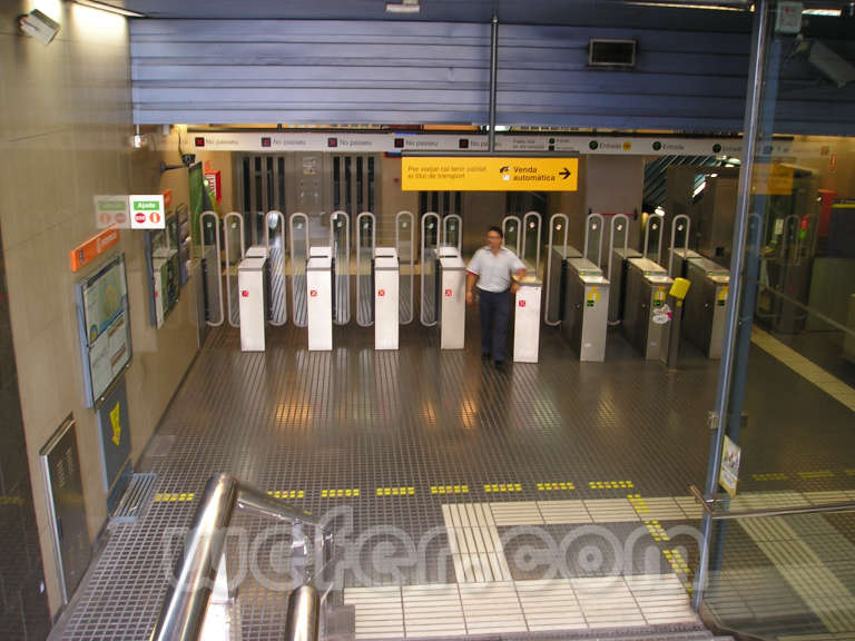 FGC Avinguda Tibidabo - Agost 2004