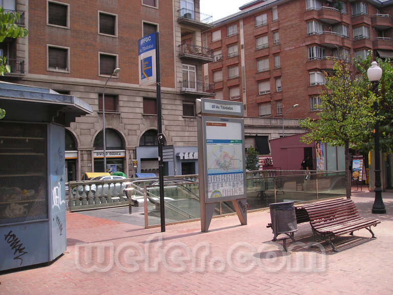 FGC Avinguda Tibidabo - Agost 2004