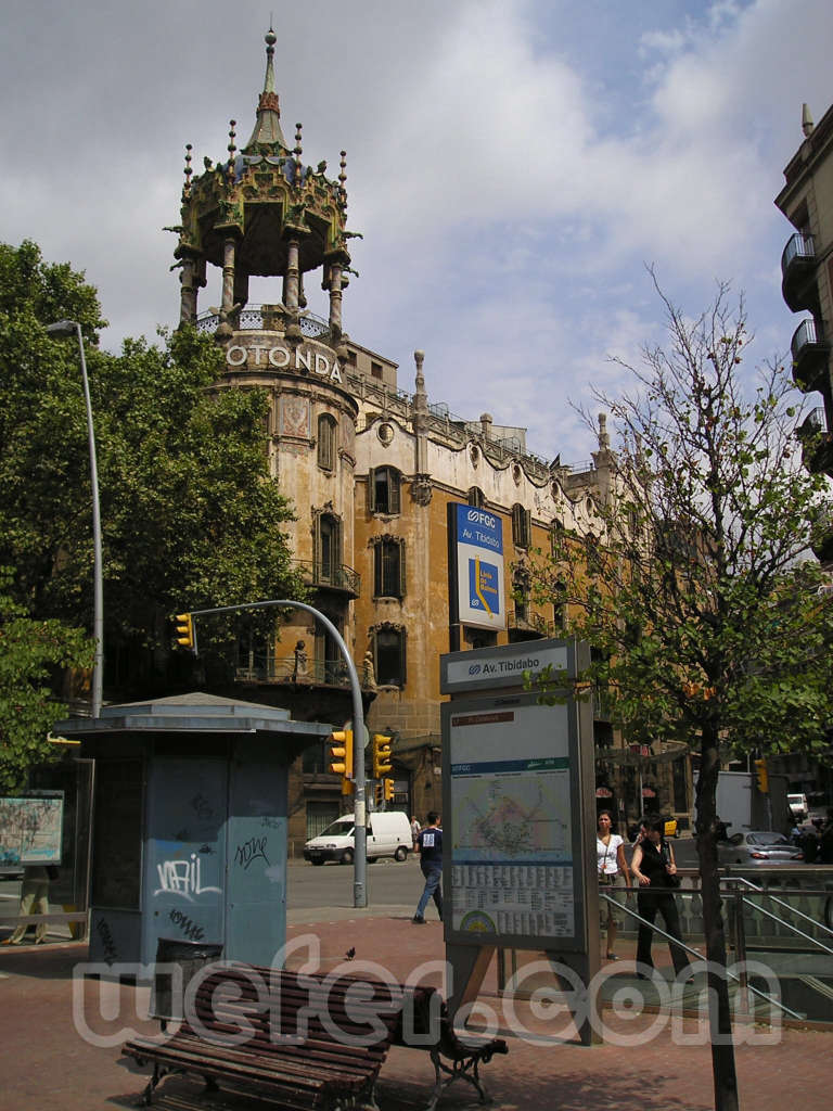 FGC Avinguda Tibidabo - Agost 2004