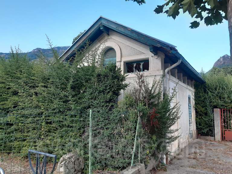 SNCF: gare Les Cabannes