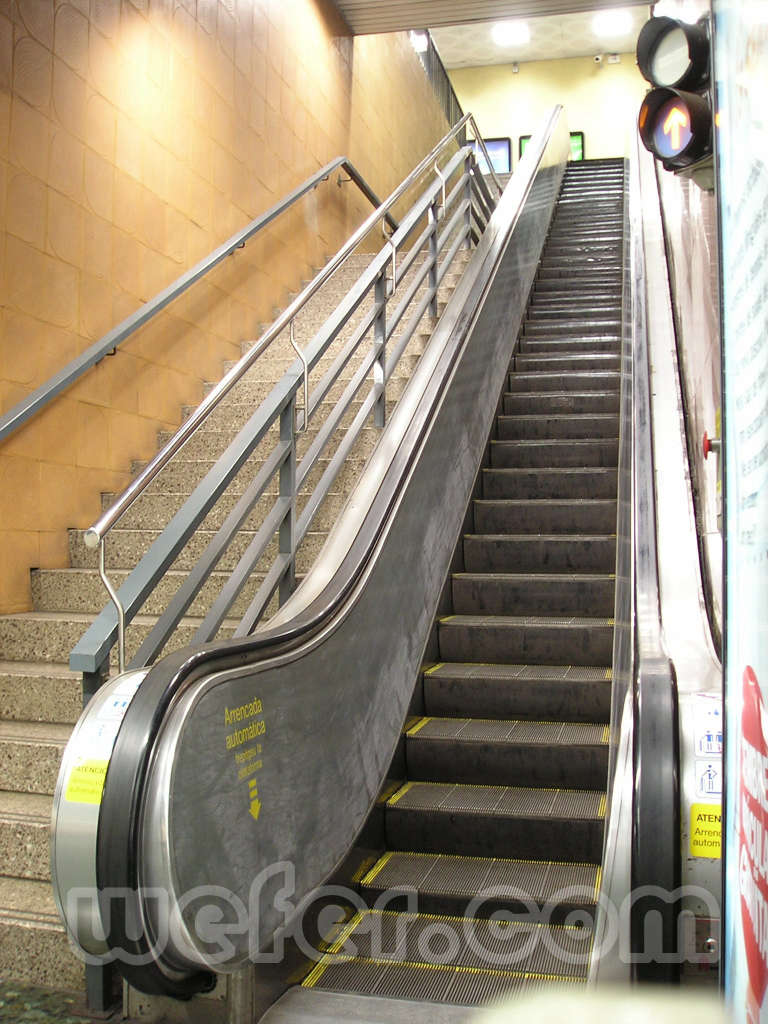 FGC Barcelona Reina Elisenda - Setembre 2004