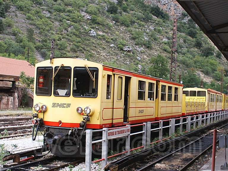 SNCF: gare Vilafranca de Conflent (Villefranche-Vernet-les-Bains)