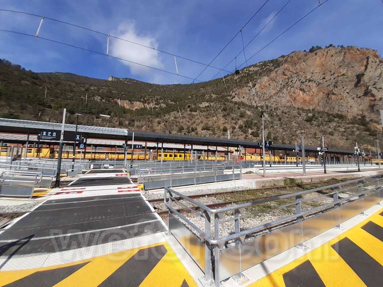 SNCF: gare Vilafranca de Conflent (Villefranche-Vernet-les-Bains)