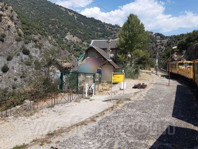 SNCF: gare Thuès-les-Bains