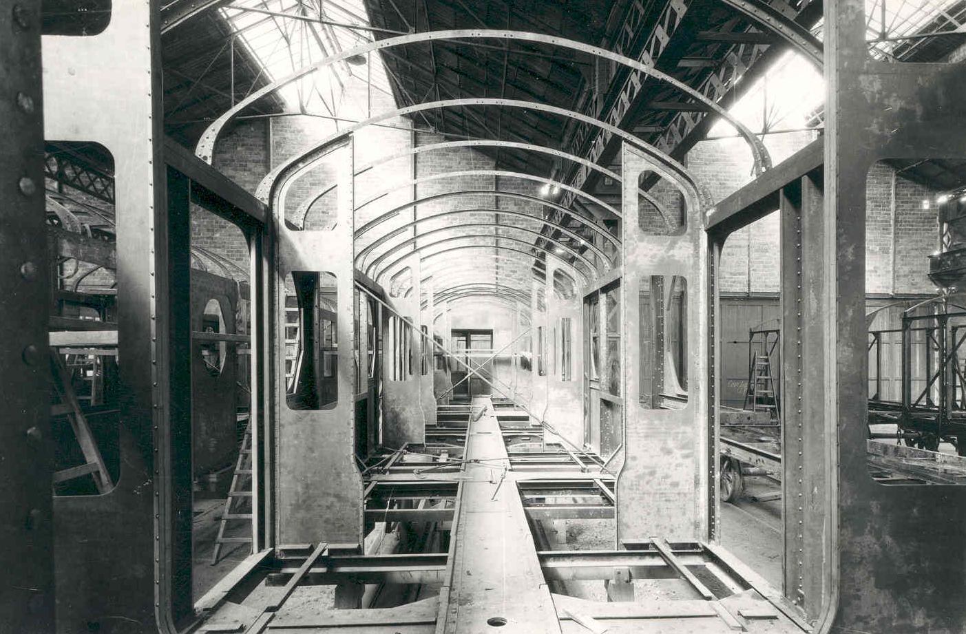 Tren sèrie 100 Metro Transversal de Barcelona