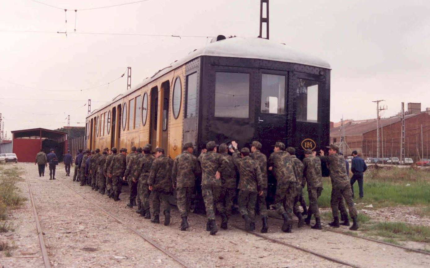 Metro de Barcelona: trens sèrie 100