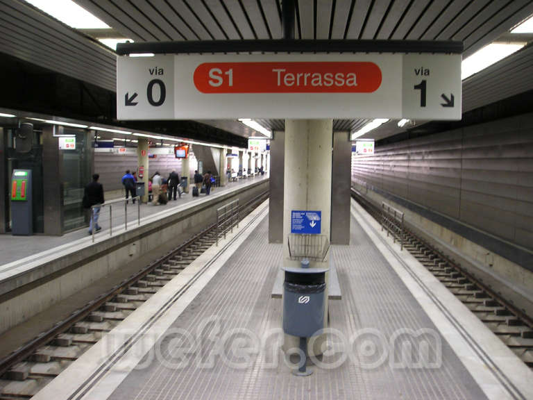 FGC Rubí - Novembre 2004