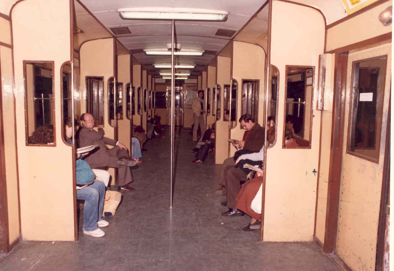 Metro de Barcelona: trens sèrie 200 B (ex-300)