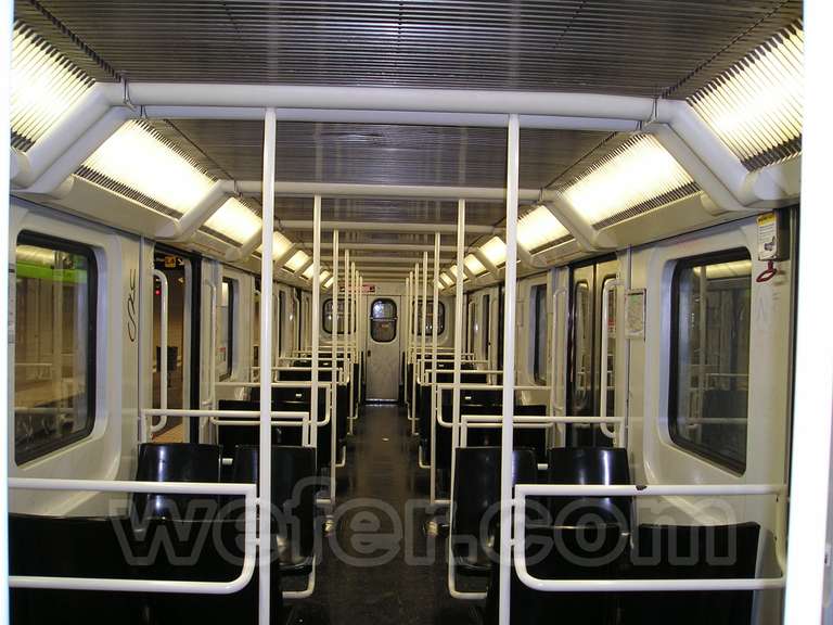 Metro de Barcelona: trenes serie 1100