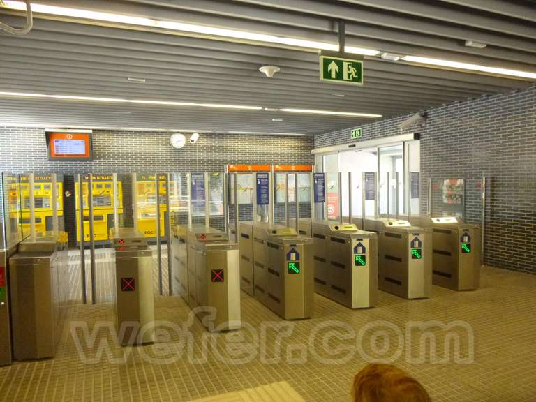 FGC: estación Vallparadís Universitat - 2015