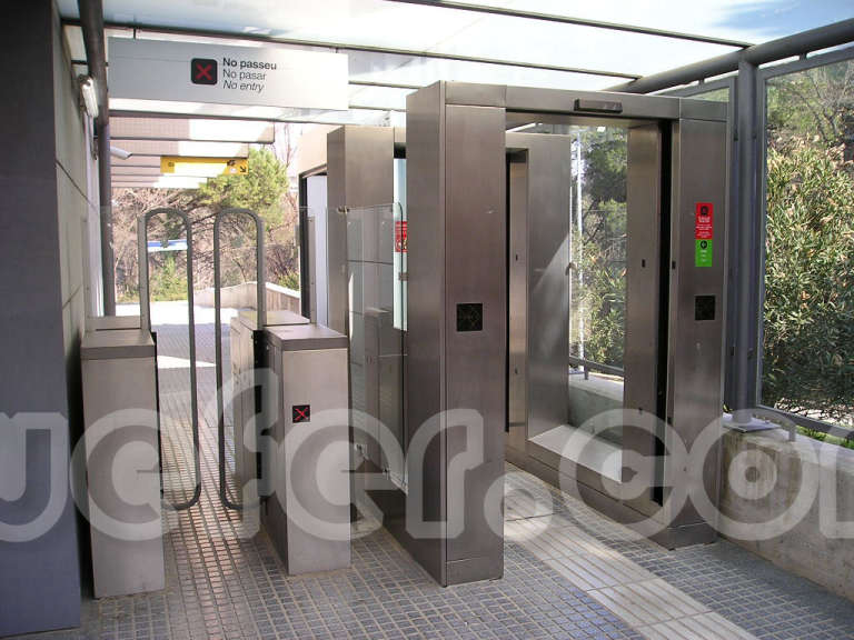 FGC Universitat Autònoma - Febrer 2004