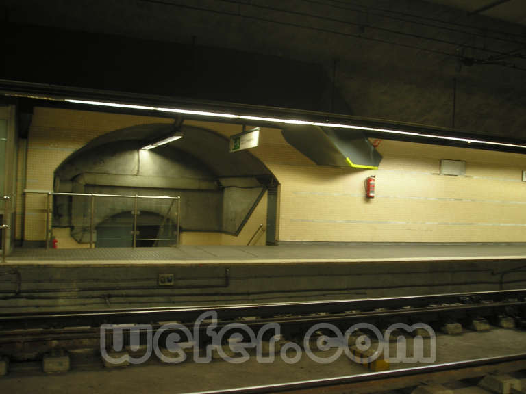 FGC Plaça Espanya - Agost de 2004