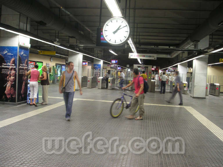 FGC Plaça Espanya - Agost de 2004