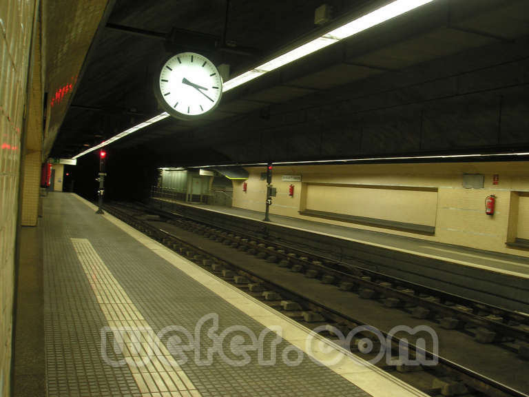 FGC Plaça Espanya - Agost de 2004