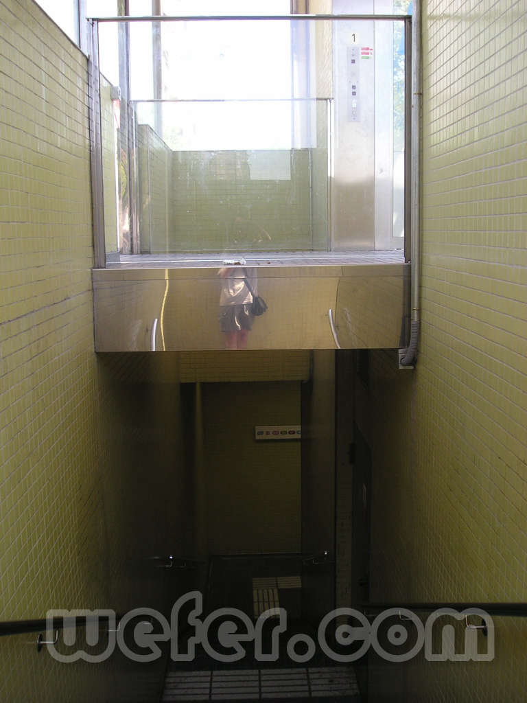 FGC L'Hospitalet-Avinguda Carrilet - Agost 2004