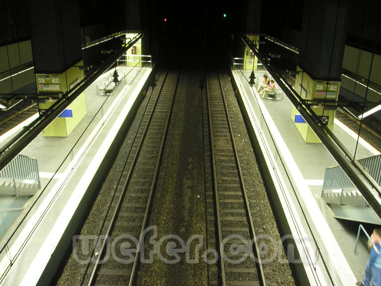 FGC L'Hospitalet-Avinguda Carrilet - Agost 2004
