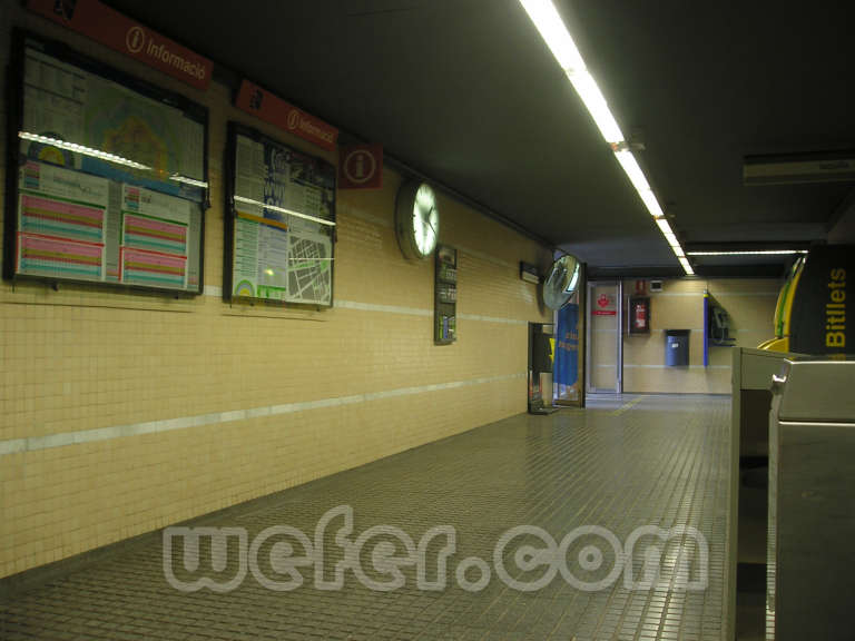 FGC Almeda - Agost 2004