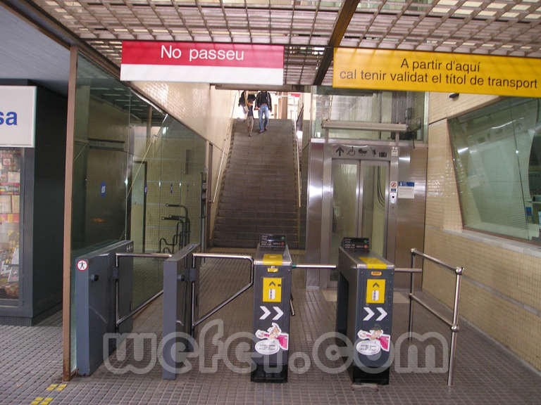 FGC Can Ros - Maig 2004